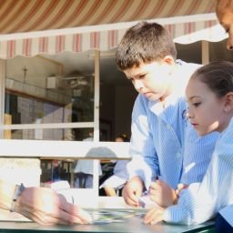 Secuencia 02.00_00_00_00.Imagen fija009